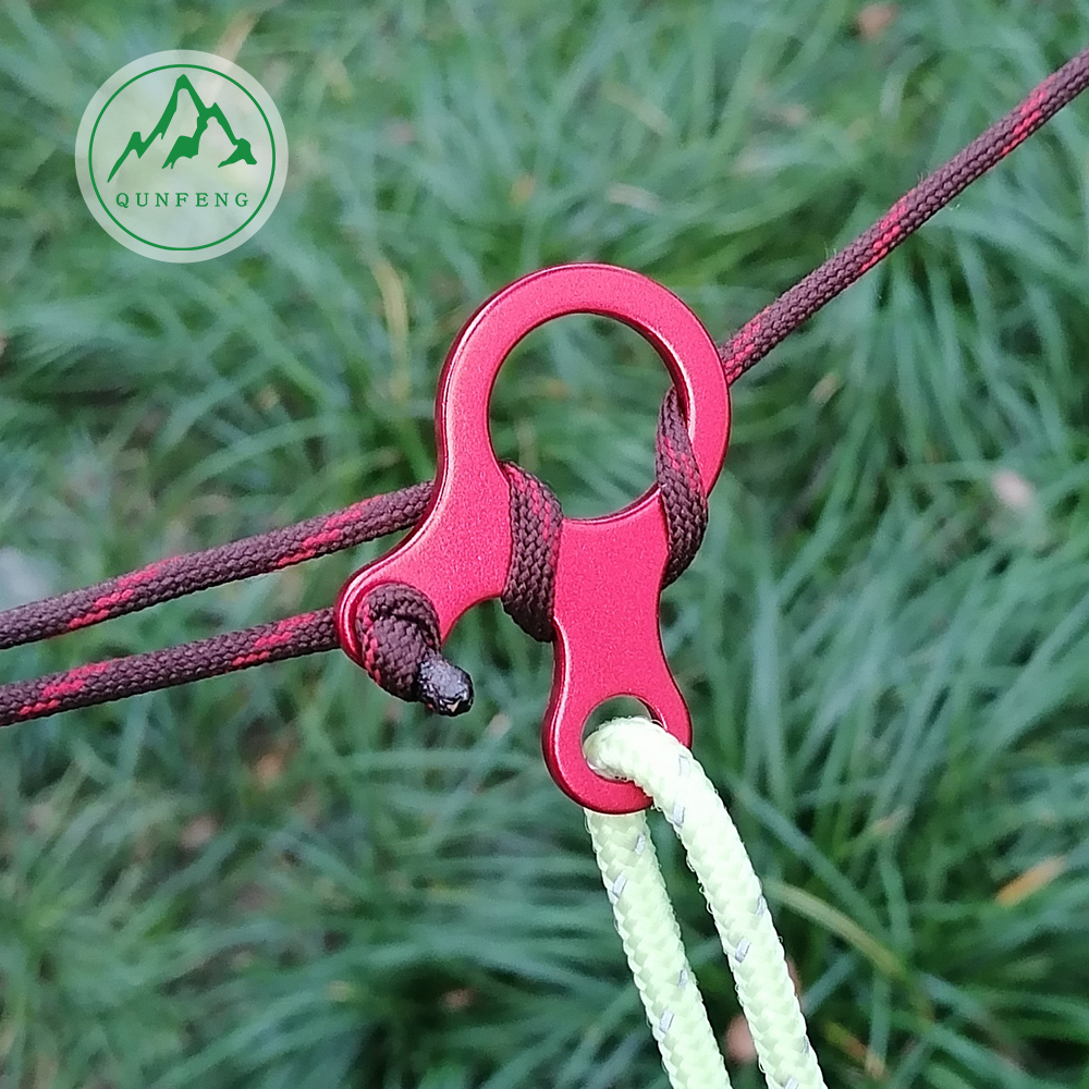 Outdoor Camping Drei-Augen Seilschnalle Aluminiumlegierung Seilschnalle Camping Zelt Zelt-Baldachin Seilzubehör Spezielle Windseilschnalle